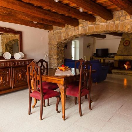 Masia Can Castanyola Marganell エクステリア 写真