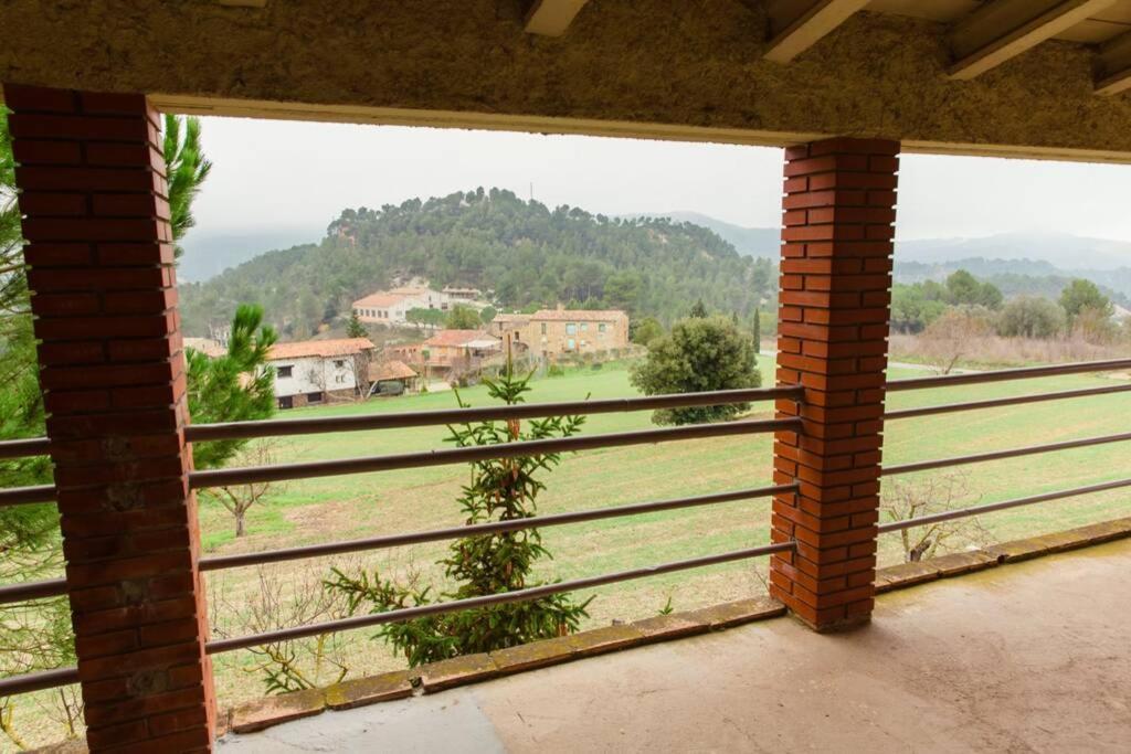 Masia Can Castanyola Marganell エクステリア 写真
