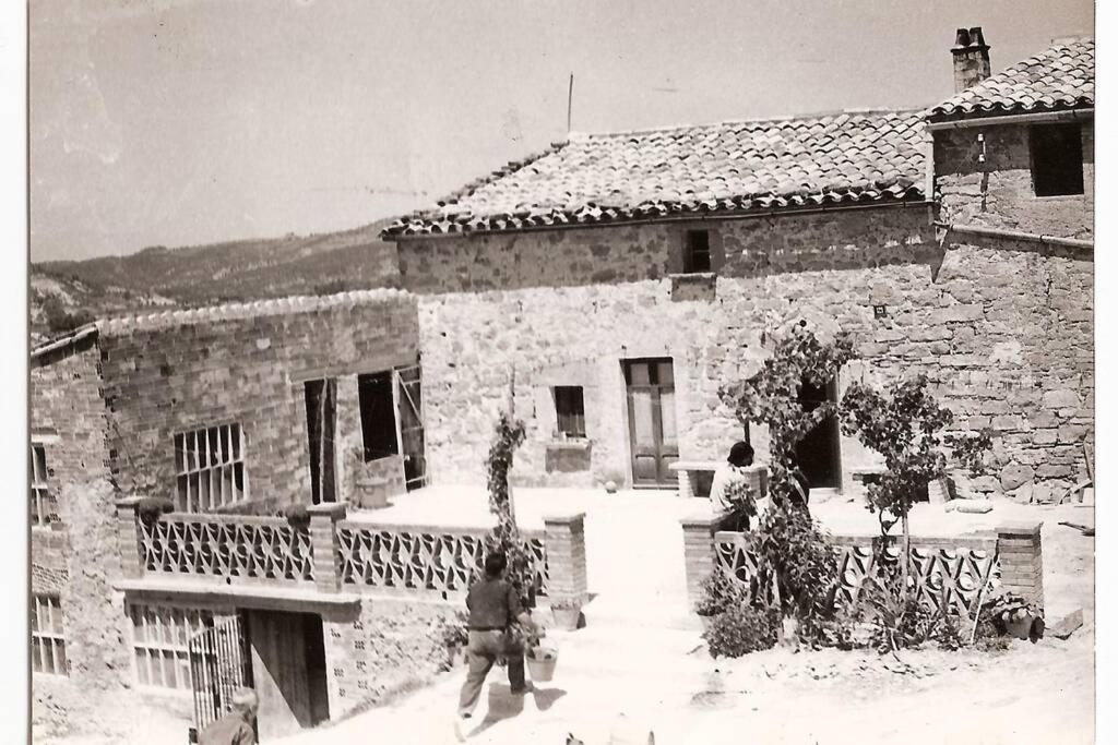 Masia Can Castanyola Marganell エクステリア 写真